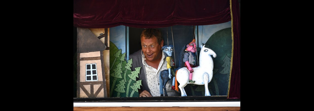 Klods-Hans p Svanekegrden p Bornholm kl. 10. Flyttet til 29/3 2021 pga. Corona