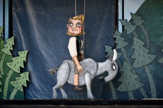 Klods-Hans i TeaterTraileren ved Fraugde Brnehus  i Odense kl. 10.30