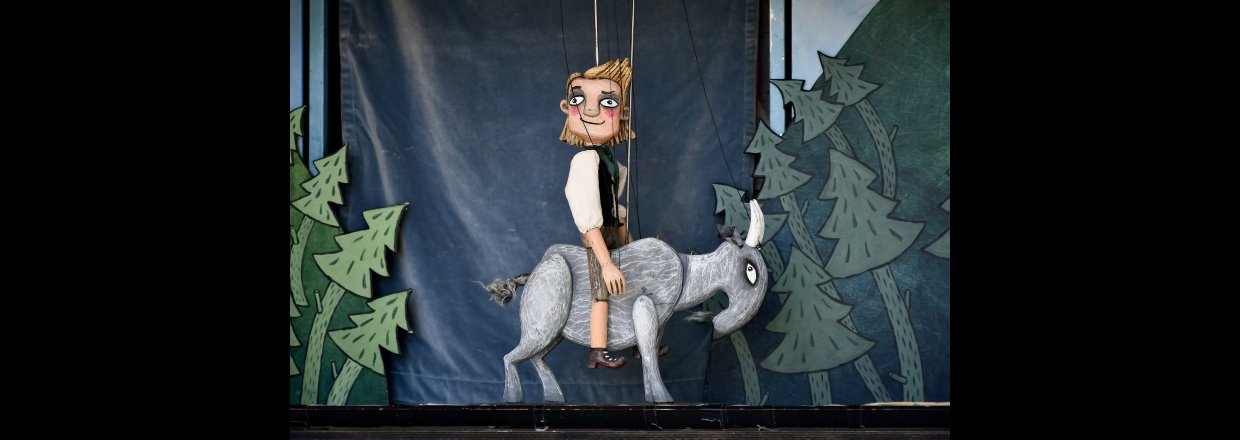 Klods-Hans p Svanekegrden p Bornholm kl. 10. Flyttet til 29/3 2021 pga. Corona