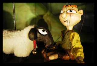 Sommerteater i TeaterTraileren i Mntergrden kl. 11 & 13