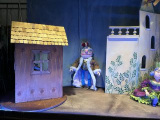 Svinedrengen i TeaterTraileren ved Dyrup Brnecenter kl. 10.30. Stttet af Odense Kommune.